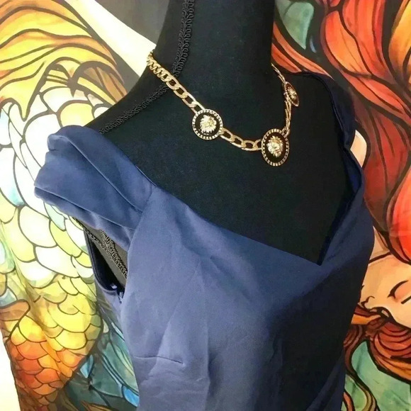 Venus Ruffle detail Dress size Large - Picture 8 of 10